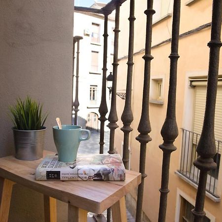 Apartamento Palacio Descalzos Tudela Ngoại thất bức ảnh